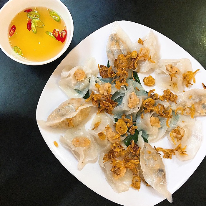 Bánh bao bánh vạc nổi tiếng Hội An