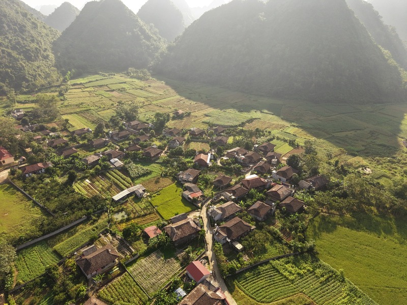 Nhà sàn và thung lũng Bắc Sơn