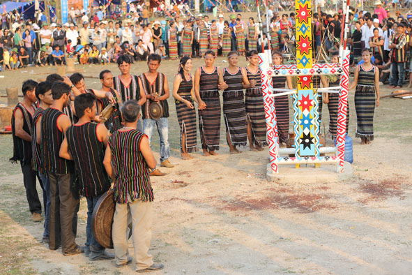 Khu du lịch Buôn Đôn
