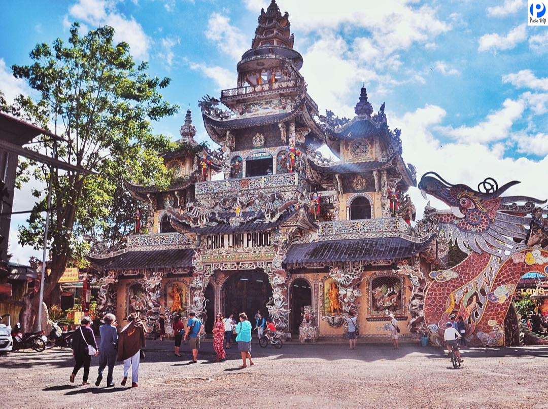 Chùa Linh Phước – Chùa Ve Chai Đà Lạt với 11 kỷ lục và kiến trúc độc đáo