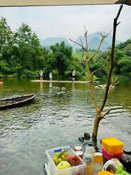 Nước sông Bôi trong vắt, lý tưởng cho hoạt động ngoài trời