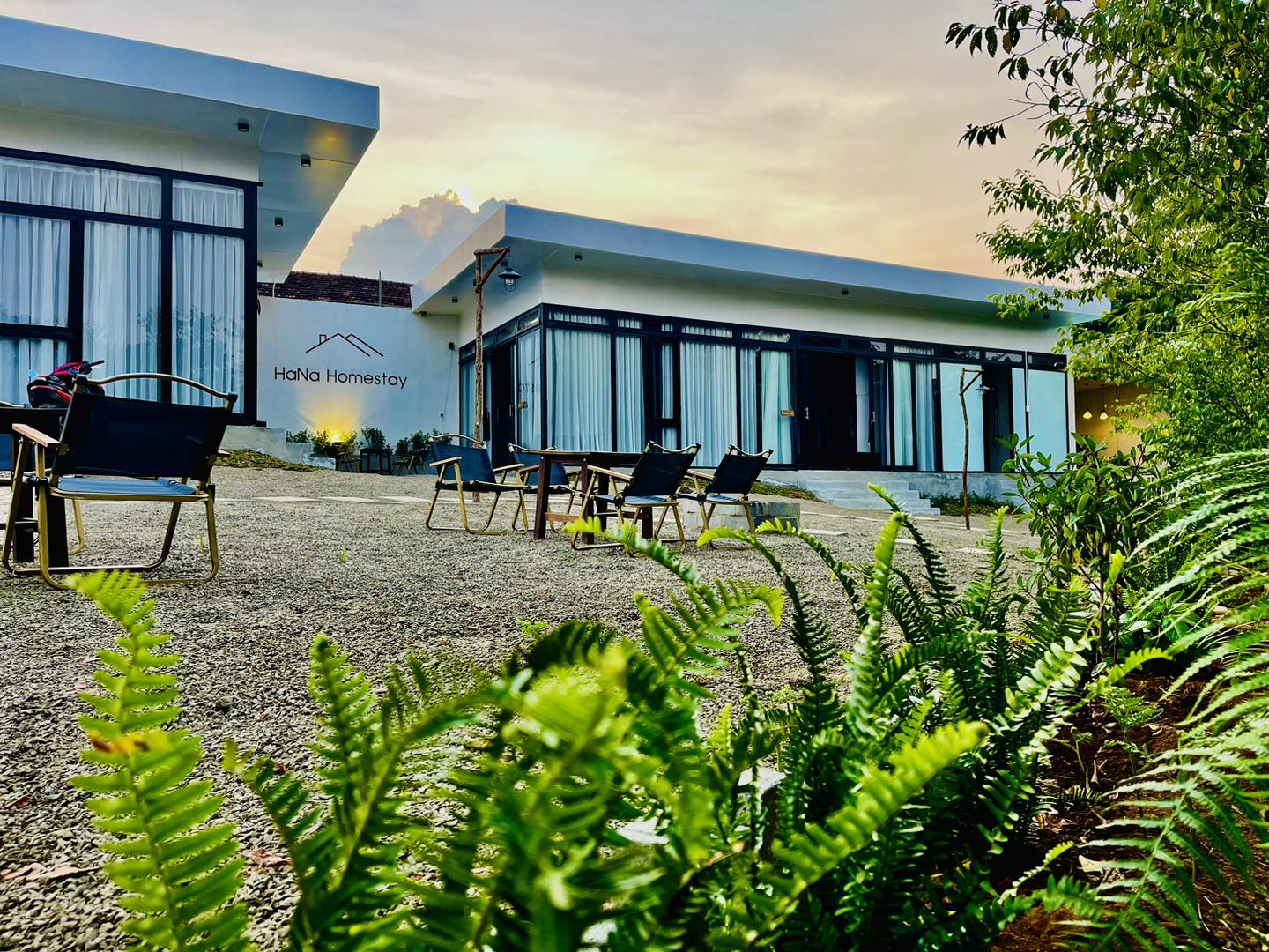 Khuôn viên xinh đẹp của Hana Homestay