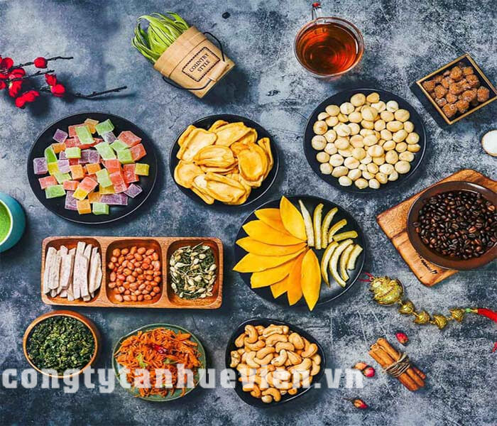 Thưởng thức đặc sản địa phương