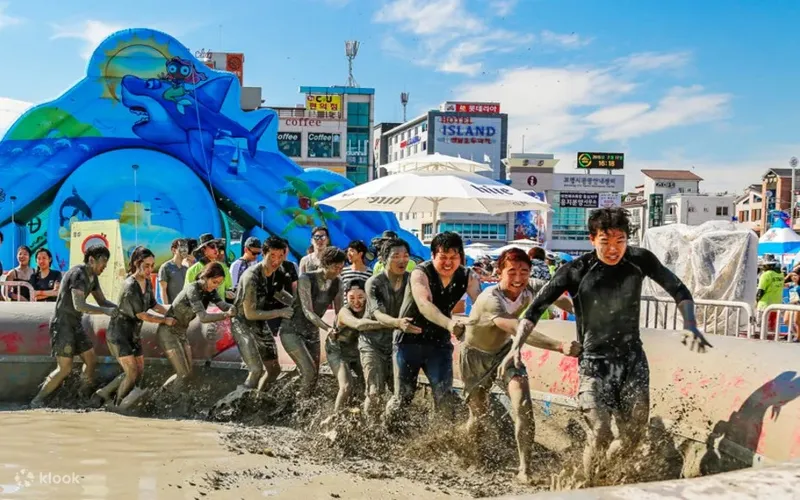 Tàu hỏa là lựa chọn phổ biến từ Seoul đến Boryeong