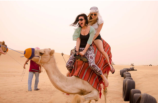 Thời trang cho sa mạc và biển ở Dubai