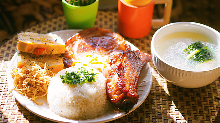 Cơm tấm Hội An đầy đặn