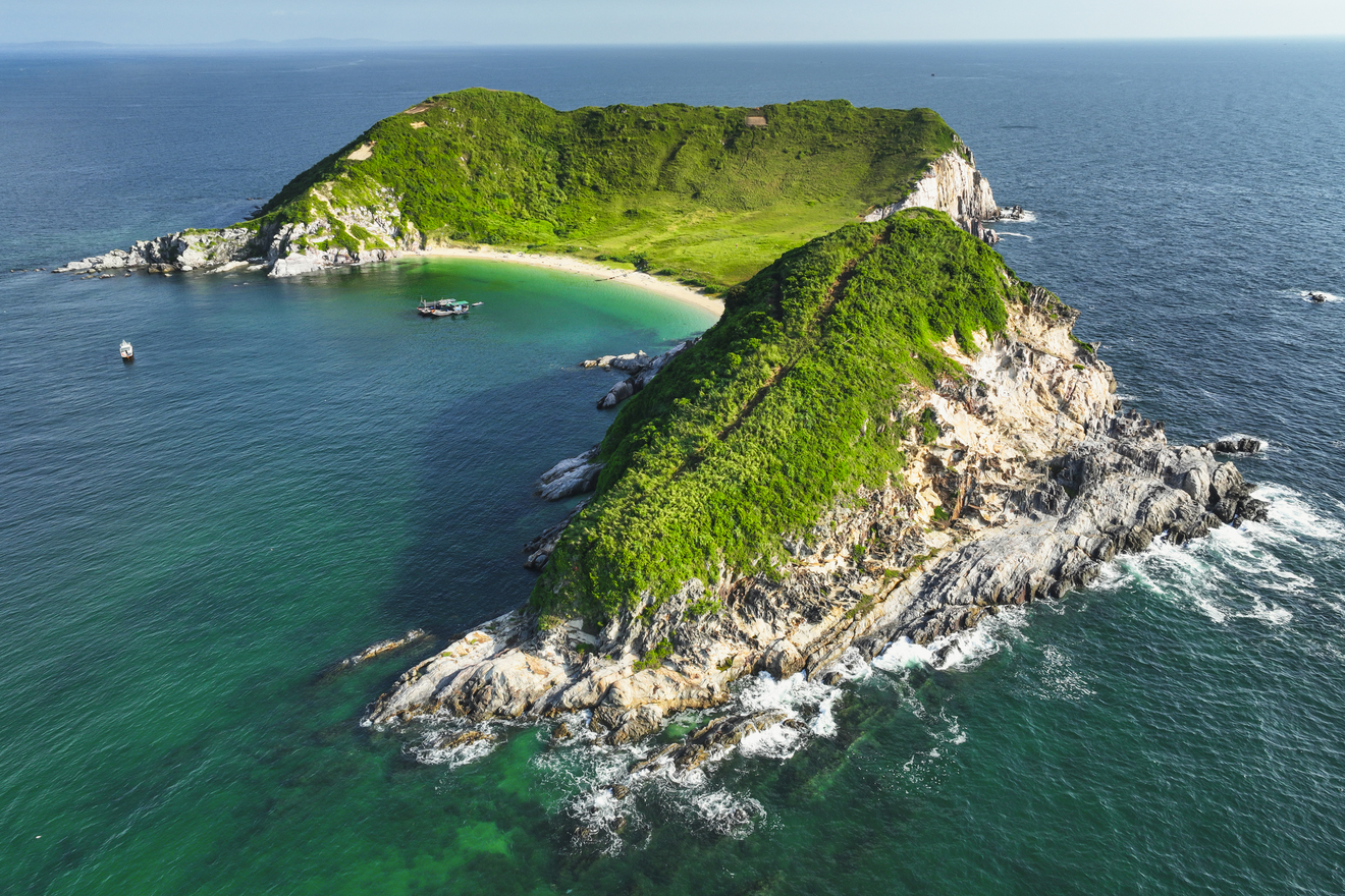 Bình minh trên biển Cổ Thạch