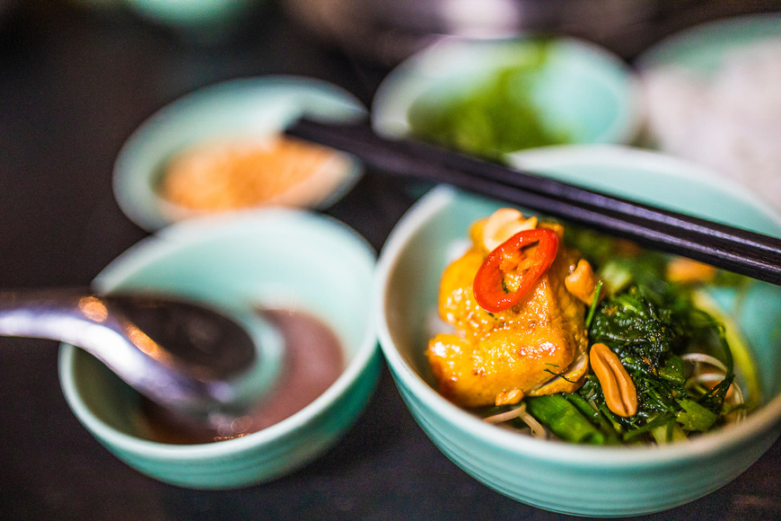 Chả cá, món cá nướng chảo nổi tiếng trong ẩm thực Hà Nội