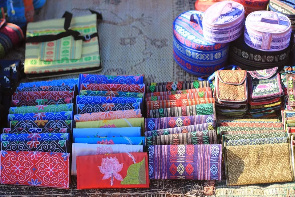 Ví thổ cẩm mang đậm nét văn hóa bản địa Đà Lạt