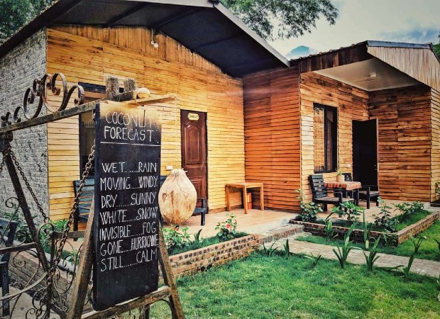 Kiến trúc homestay mộc mạc làm bằng gỗ tại vùng núi Hà Giang
