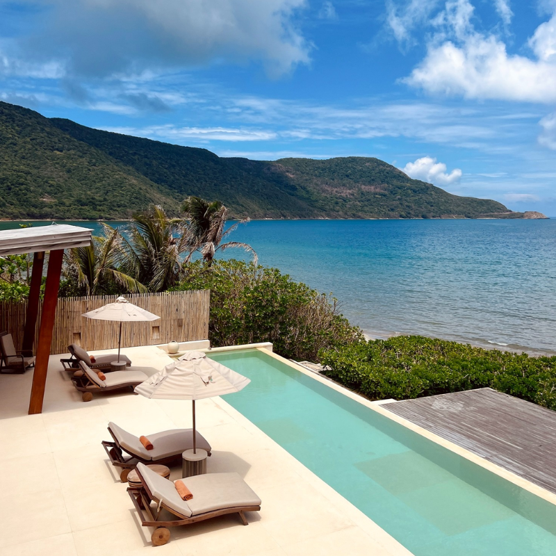 Sơ đồ bố trí các khu biệt thự trải dọc vịnh Đất Dốc của Six Senses