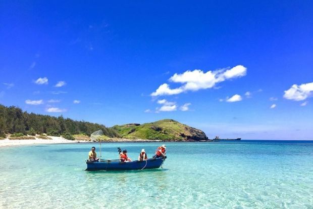 Biển Hòn Tranh Phú Quý êm đềm trong mùa khô