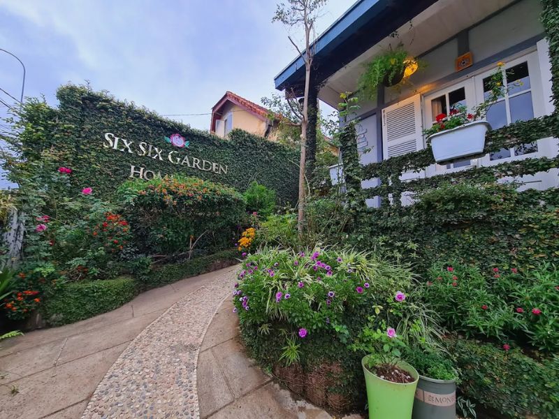 Six Six Garden với hồ cảnh quan