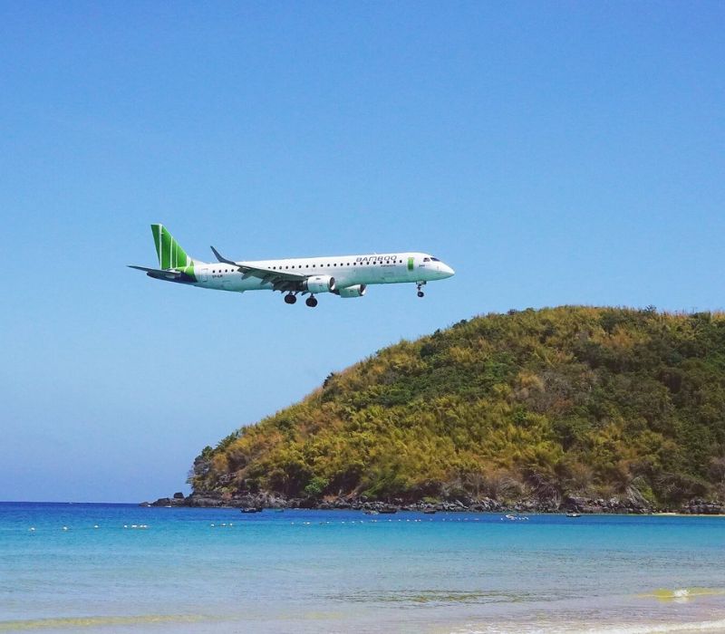 Xe di chuyển ra trung tâm