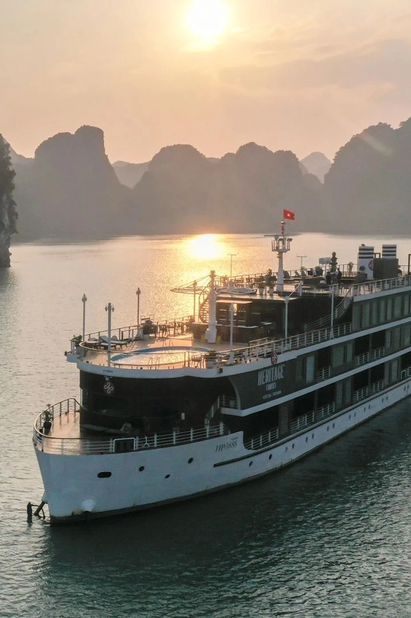 Vịnh Hạ Long