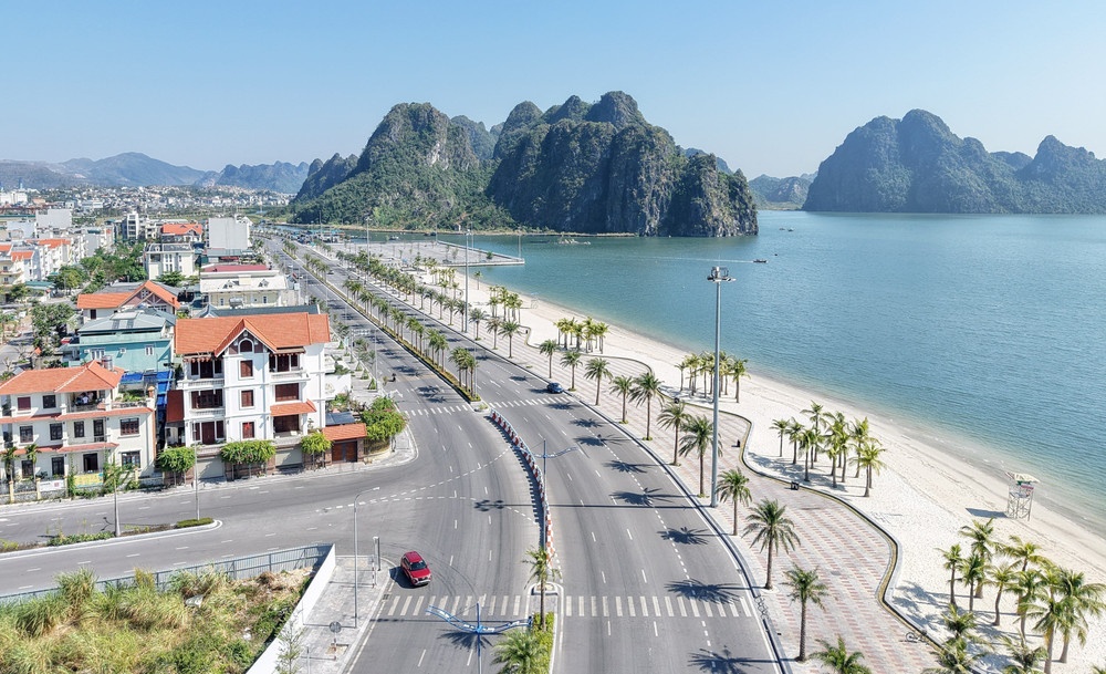 Tuyến đường ven biển Hạ Long