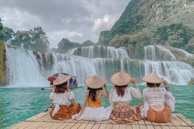 Du lịch tháng 9 nên đi đâu - Thác Bản Giốc