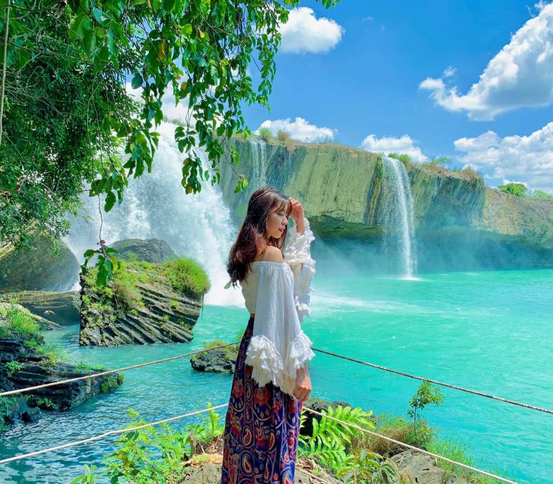 Khung cảnh thiên nhiên đặc trưng và các điểm đến nổi bật bao quanh khu vực Buôn Ma Thuột