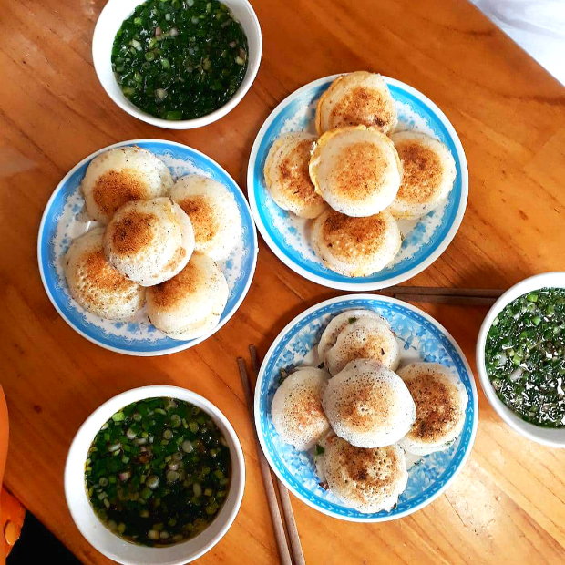 Bánh căn Đà Lạt — món ăn bình dị không thể bỏ qua