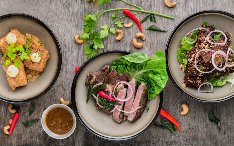 Phố ẩm thực Sài Gòn đêm