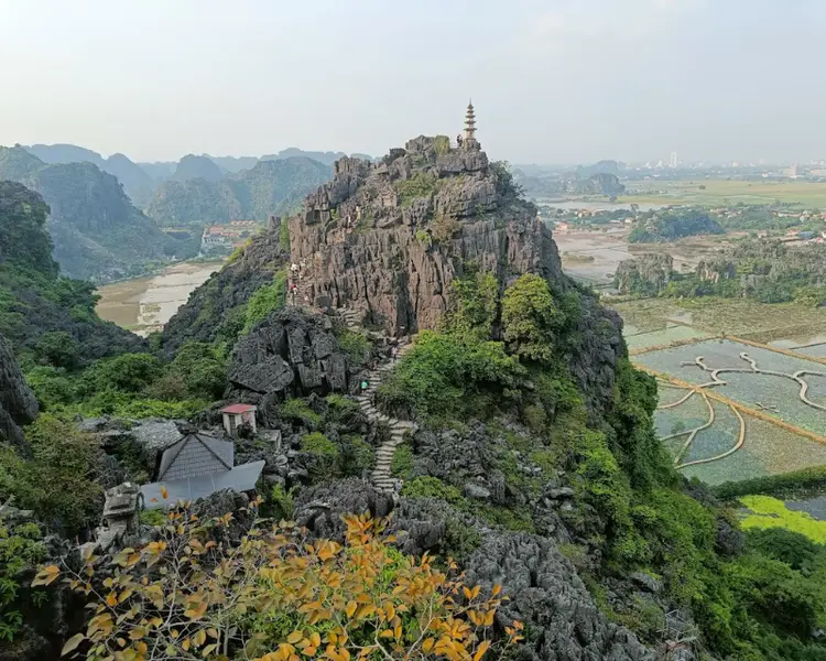 Núi Ngọa Long