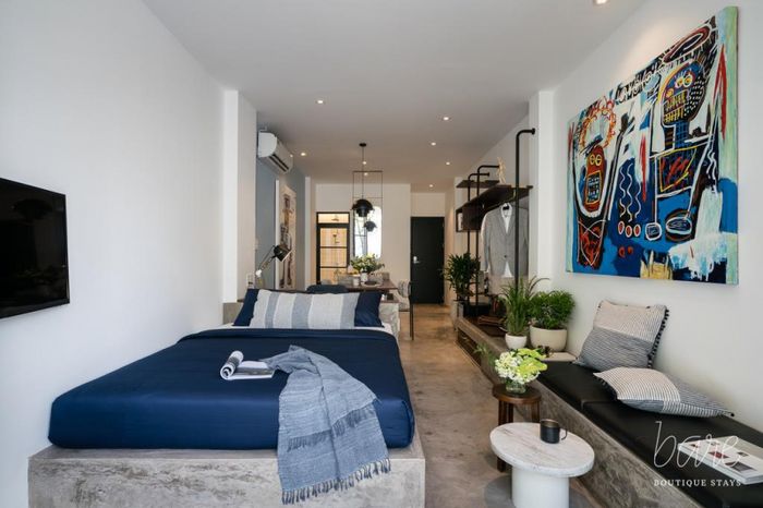 Bare Boutique Stays tinh gọn