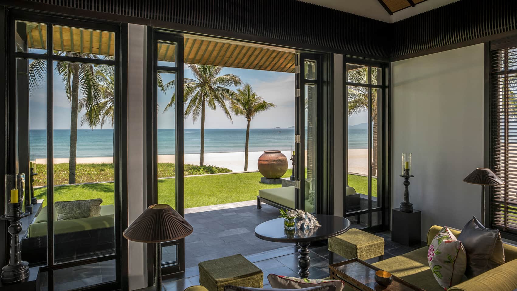 Biệt thự hướng biển 1 phòng ngủ tại Four Seasons The Nam Hai