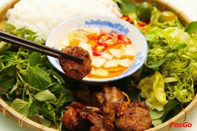 Bún chả Hà Nội - món ăn đặc sắc giá rẻ