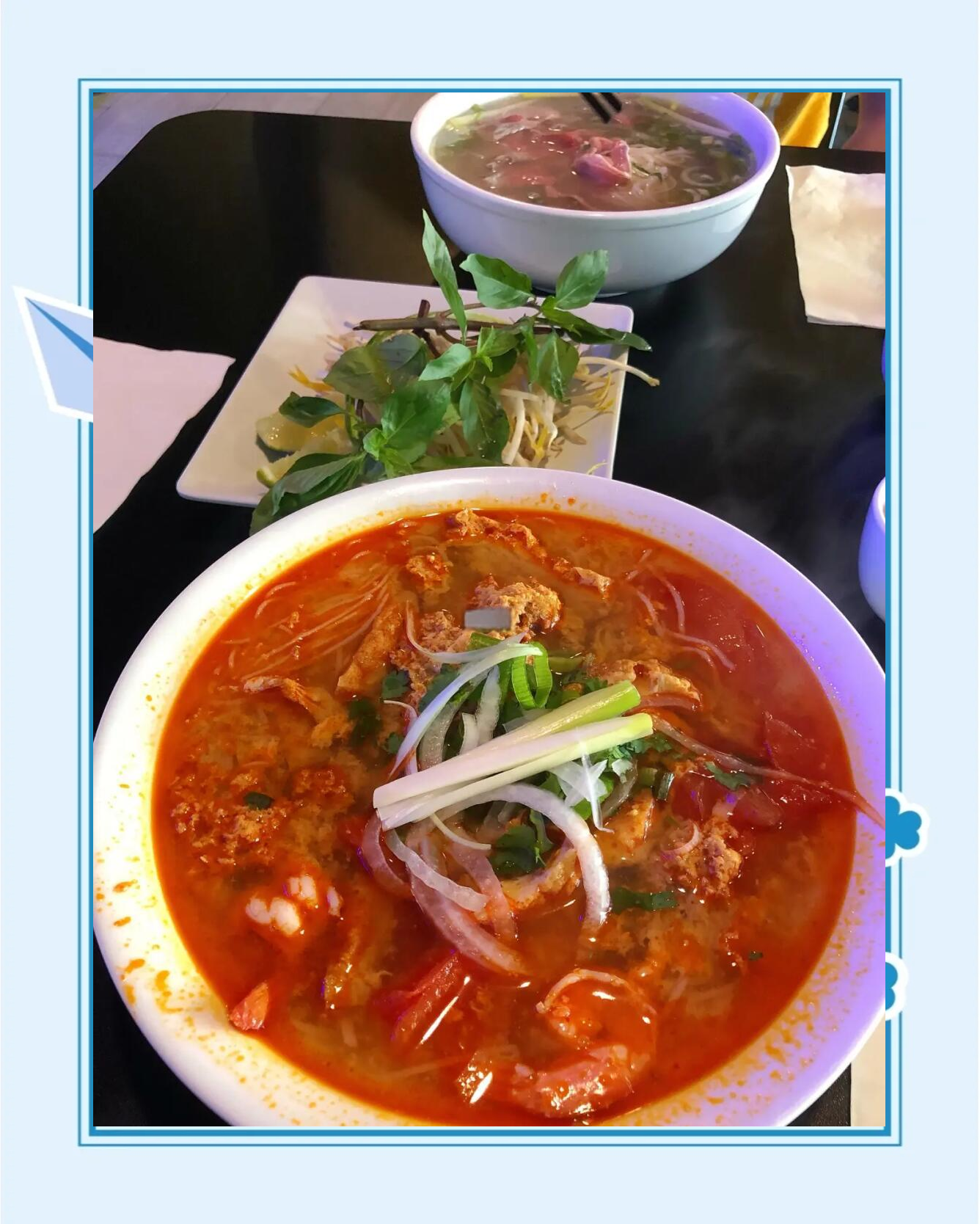 Tô bún bò Huế đậm đà