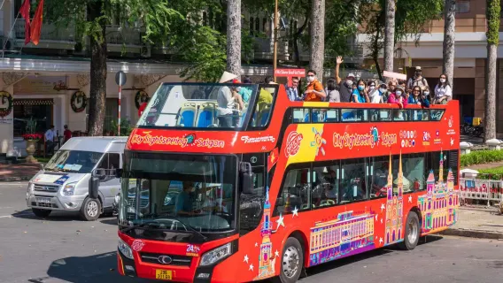 Xe buýt hai tầng Sài Gòn