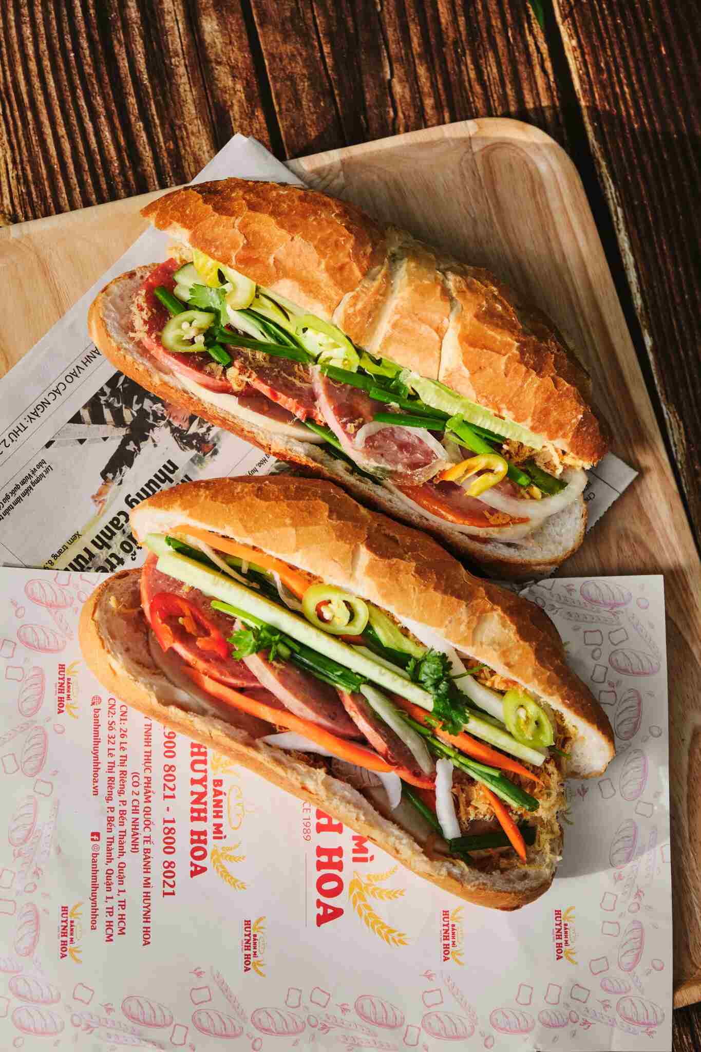 Một ổ bánh mì đặc trưng Sài Gòn