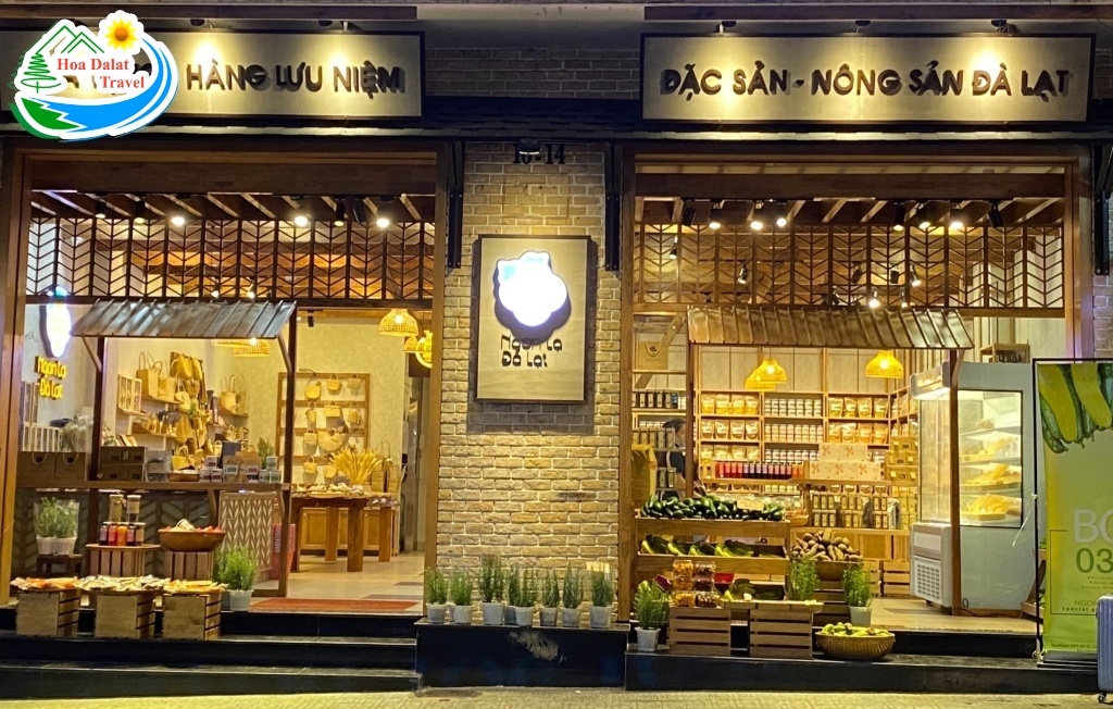 Cửa hàng Ngon Lạ Đà Lạt tại khu trung tâm