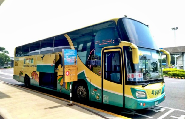 Xe Kenting Express là phương tiện phổ biến từ Cao Hùng.