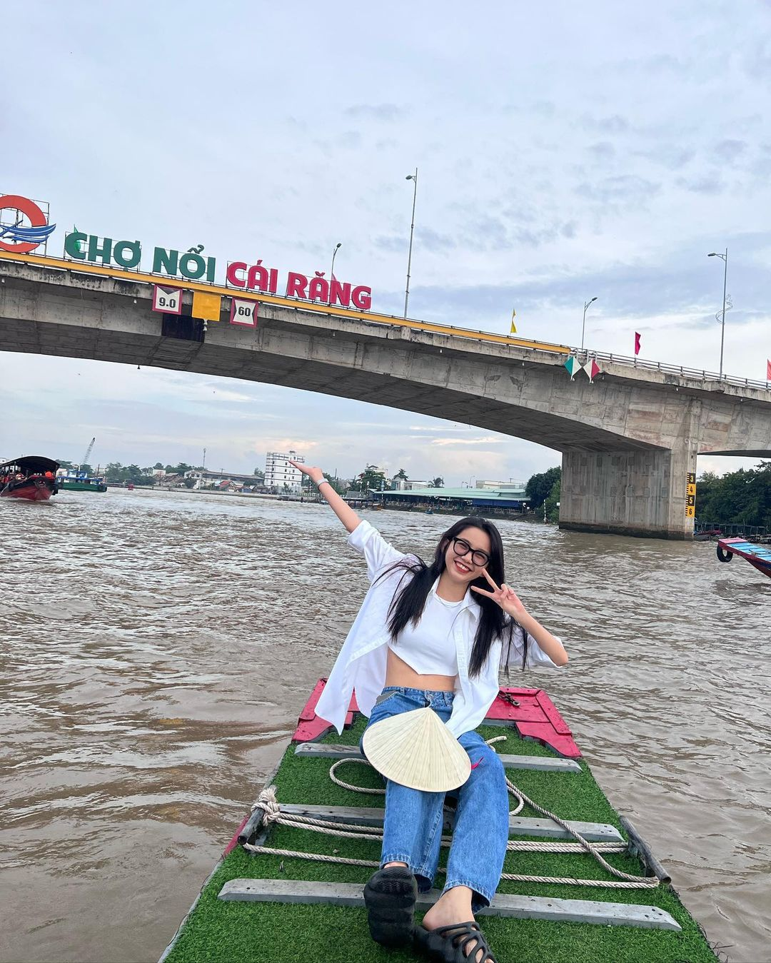 Bến Ninh Kiều và chợ nổi Cái Răng, Cần Thơ