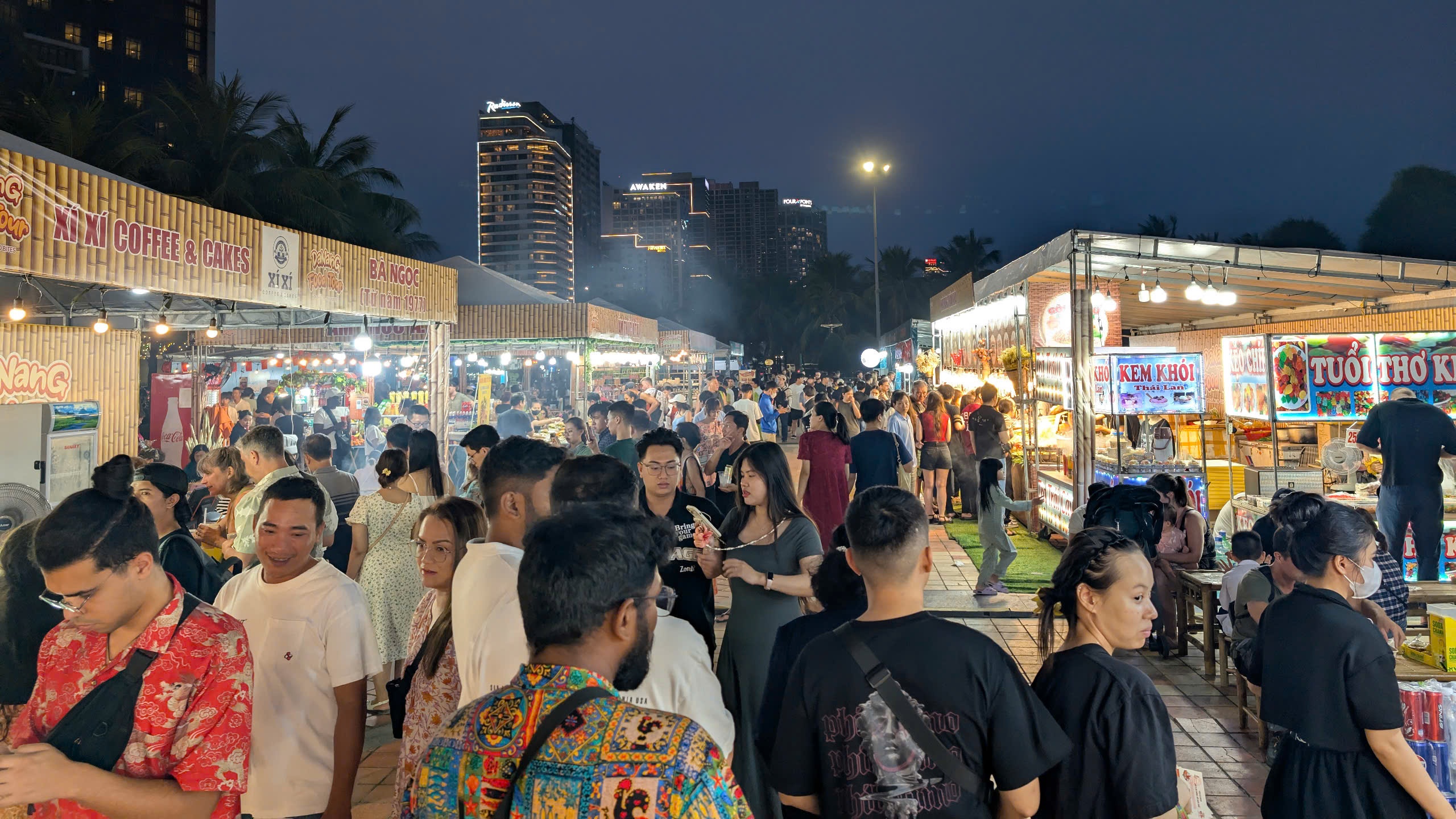 Diễu hành gánh vị Đà Nẵng