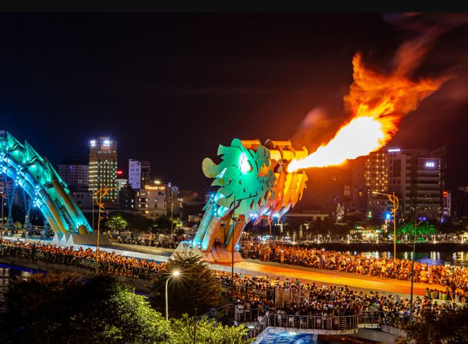 Khách sạn ven biển Đà Nẵng