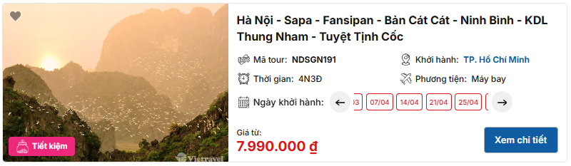 Một góc phố Lý Quốc Sư tấp nập người qua lại mua bán thức ăn