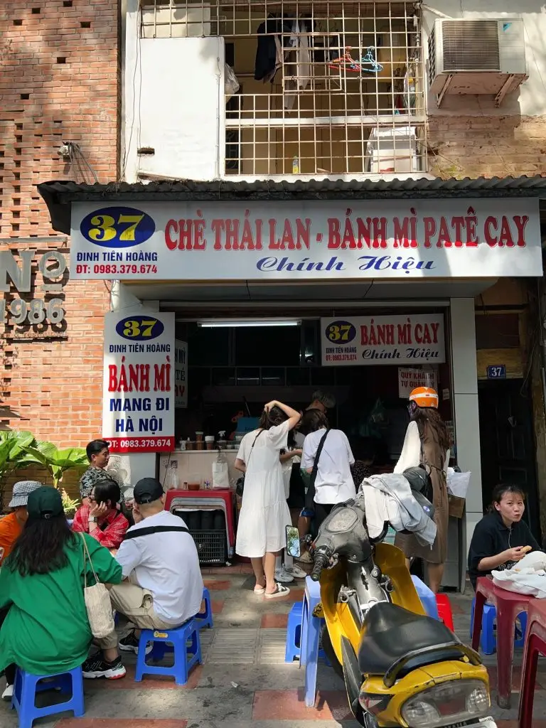 Bánh mì cay Hải Phòng