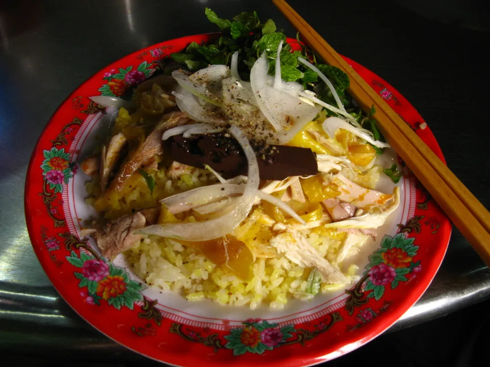 Món chính nổi tiếng Hội An