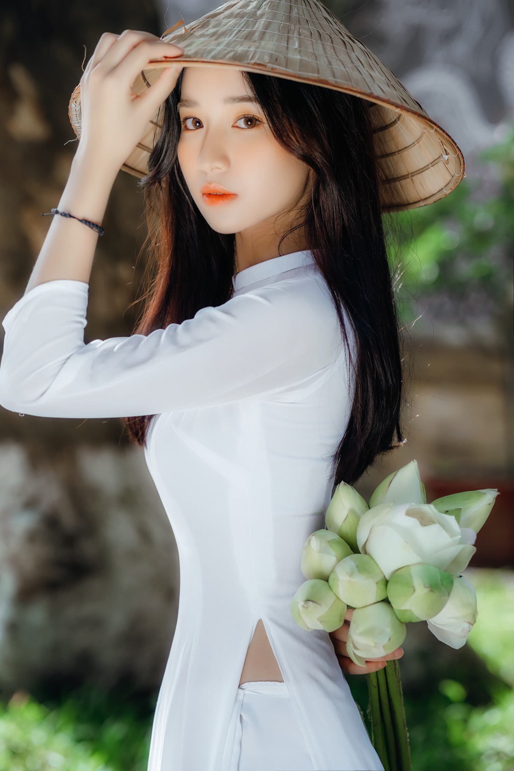 Tư thế áo dài chưa đẹp