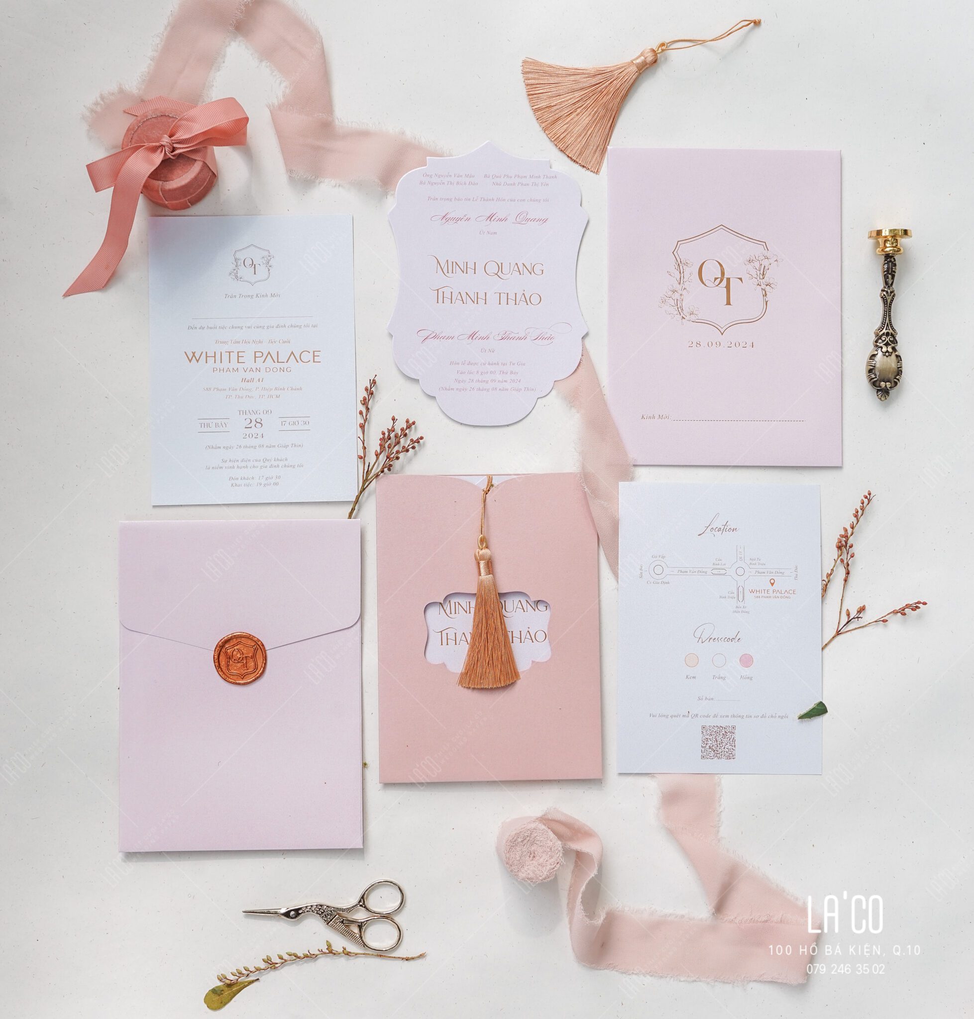 Thiệp cưới màu blush pink sang trọng