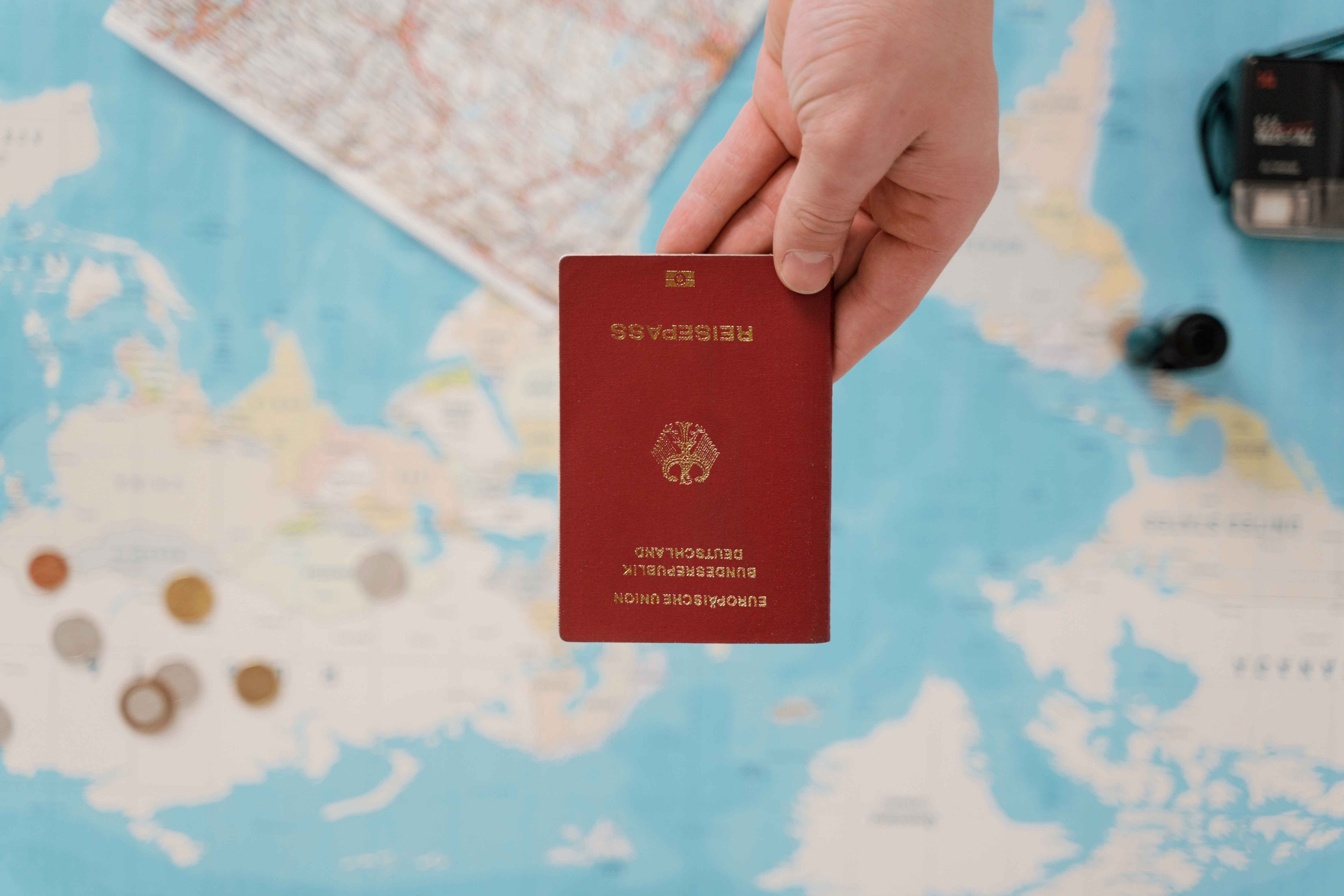 Thẻ cư trú và làm việc tại Đức