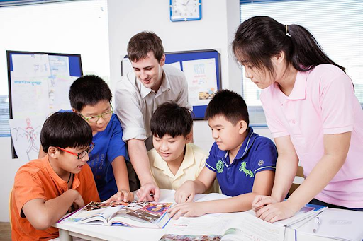 Đánh giá năng lực và lựa chọn lộ trình giáo dục kết hợp tối ưu nhất