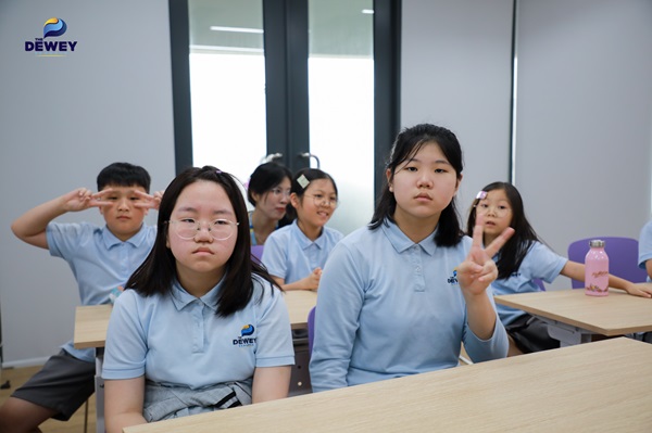 Dấu hiệu của áp lực học tập