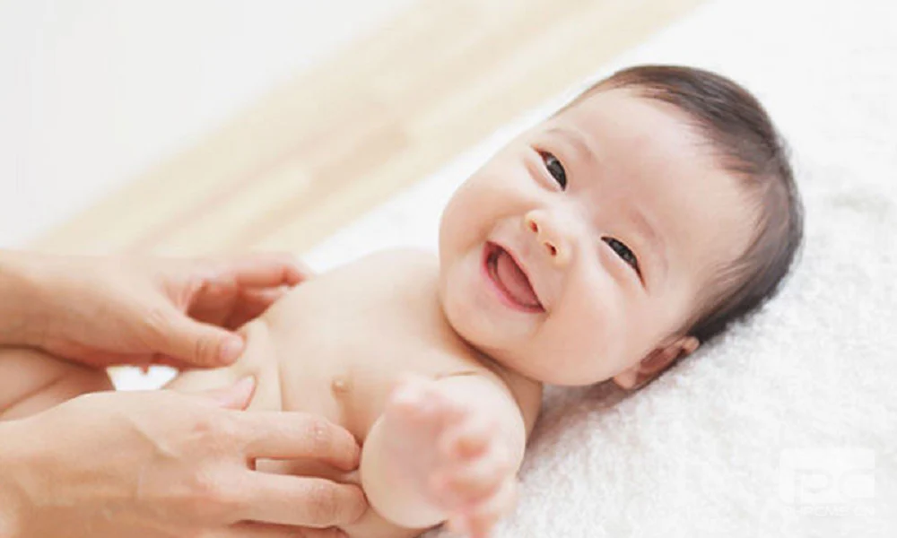 Nguyên nhân khiến trẻ sơ sinh bị đầy hơi