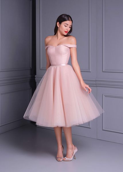 Đầm midi thanh lịch nhẹ nhàng