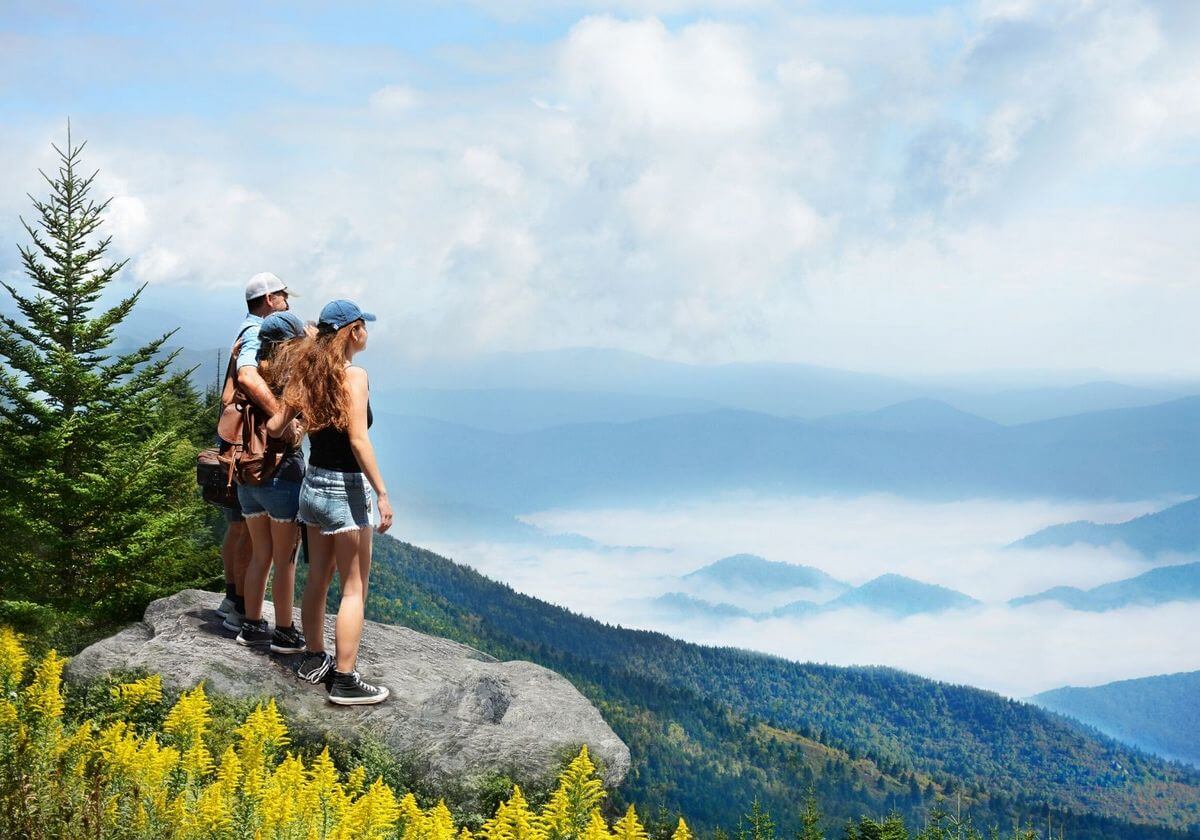 Khung cảnh Asheville, North Carolina giữa núi rừng