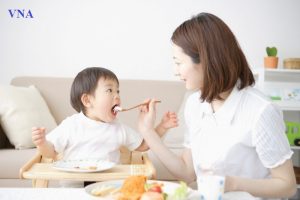 Xây dựng thực đơn phù hợp cho trẻ từ 6 tháng đến 1 năm tuổi