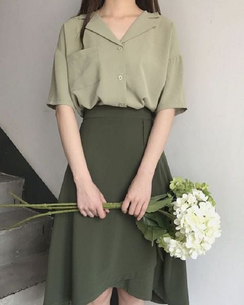 Phối màu hai màu liền kề phù hợp cho những cô nàng nữ tính