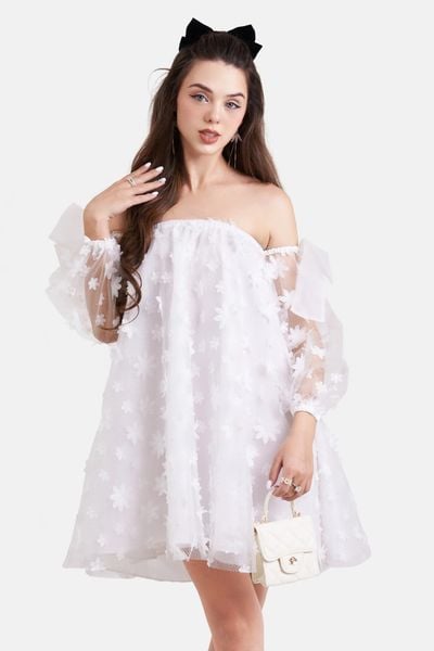 Trang điểm tone hồng đất nữ tính